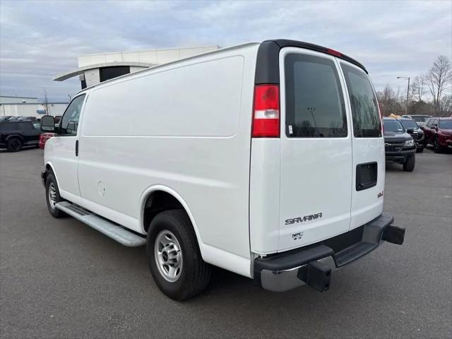 2024 GMC Savana Cargo RWD 2500 Regular Wheelbase Work Van