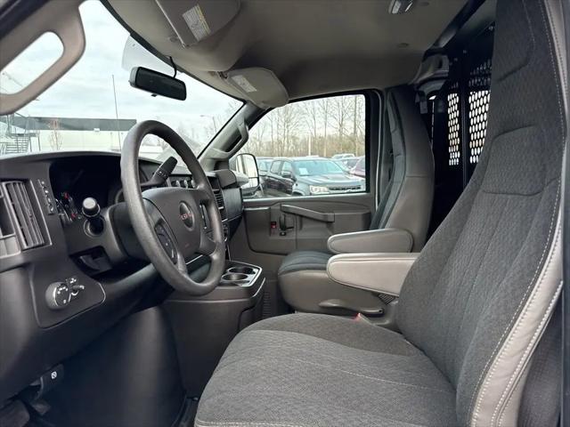 2024 GMC Savana Cargo RWD 2500 Regular Wheelbase Work Van