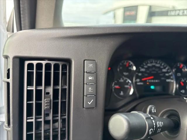 2024 GMC Savana Cargo RWD 2500 Regular Wheelbase Work Van