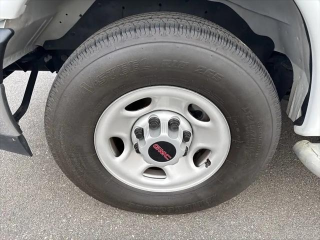 2024 GMC Savana Cargo RWD 2500 Regular Wheelbase Work Van