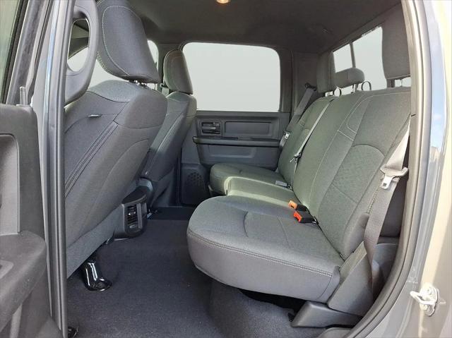 2026 Ram 2500 Black Express Crew Cab 4x4 6'4" Box