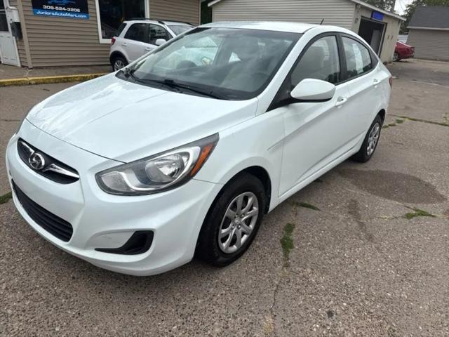 2012 Hyundai Accent GLS