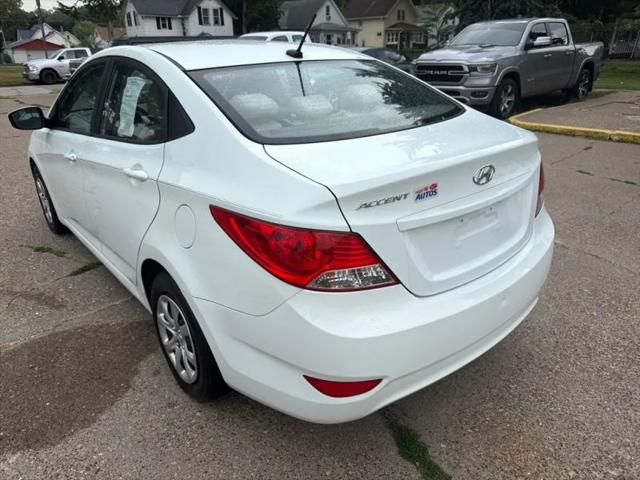 2012 Hyundai Accent GLS