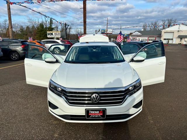 2022 Volkswagen Passat 2.0T SE