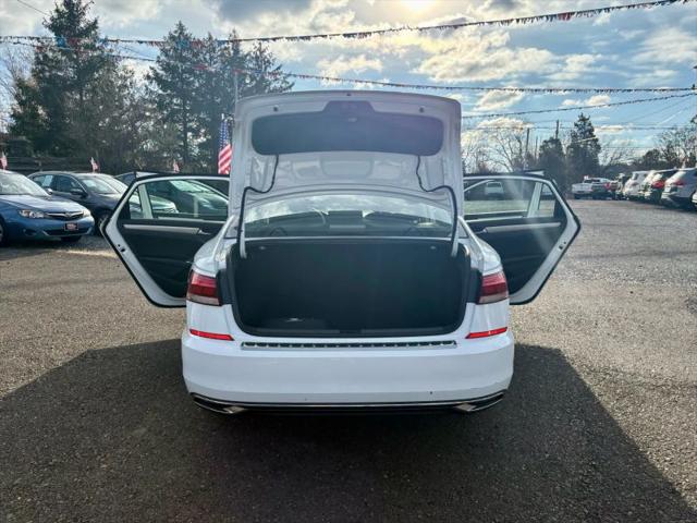 2022 Volkswagen Passat 2.0T SE