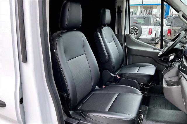 2026 Ford Transit Cargo Van Base