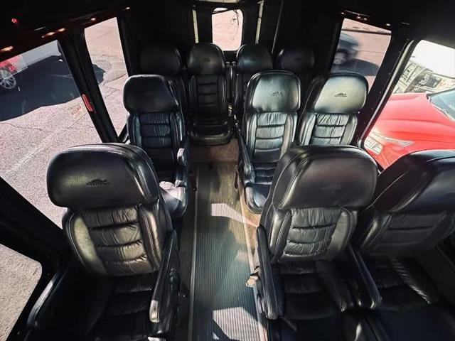 2010 Chevrolet Express Cutaway Work Van
