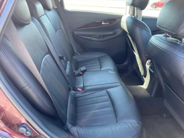 2016 INFINITI QX50 Base