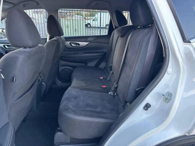 2015 Nissan Rogue SV