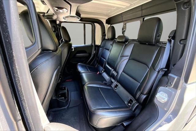 2022 Jeep Gladiator Sport
