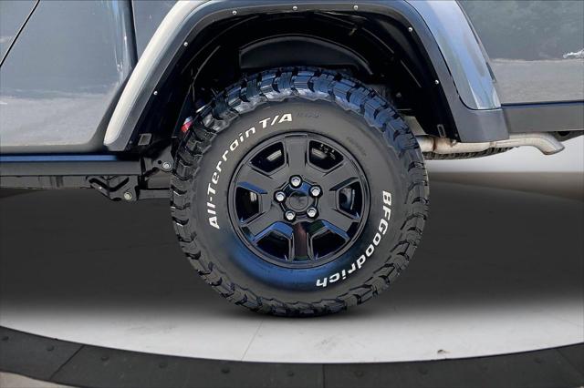 2022 Jeep Gladiator Sport