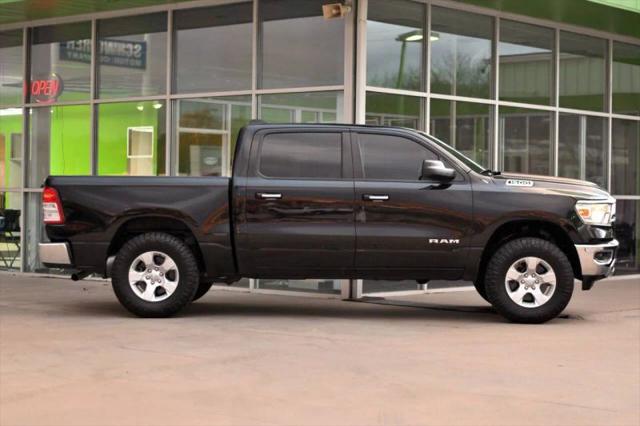 2020 Ram 1500 Big Horn Crew Cab 4x4 5'7" Box