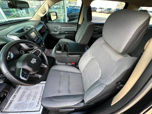 2020 Ram 1500 Big Horn Crew Cab 4x4 5'7" Box
