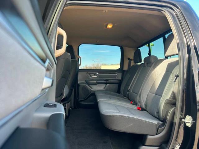 2020 Ram 1500 Big Horn Crew Cab 4x4 5'7" Box