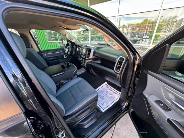 2020 Ram 1500 Big Horn Crew Cab 4x4 5'7" Box