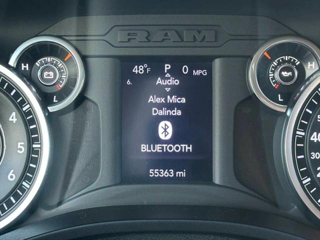 2020 Ram 1500 Big Horn Crew Cab 4x4 5'7" Box