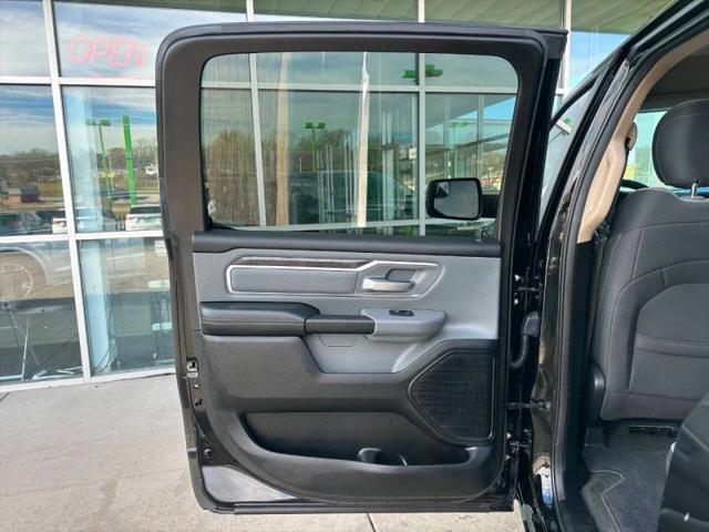 2020 Ram 1500 Big Horn Crew Cab 4x4 5'7" Box