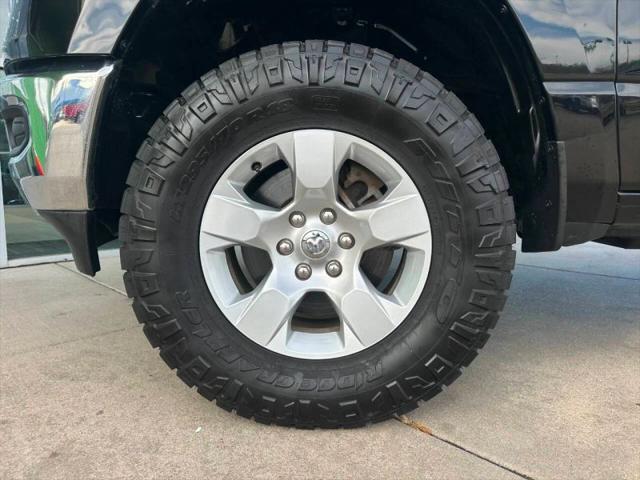 2020 Ram 1500 Big Horn Crew Cab 4x4 5'7" Box