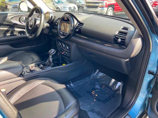 2017 MINI Cooper Clubman Cooper
