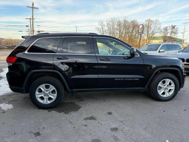 2017 Jeep Grand Cherokee Laredo 4x4