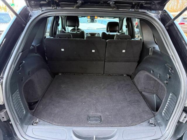 2017 Jeep Grand Cherokee Laredo 4x4