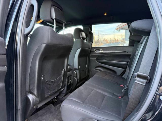 2017 Jeep Grand Cherokee Laredo 4x4