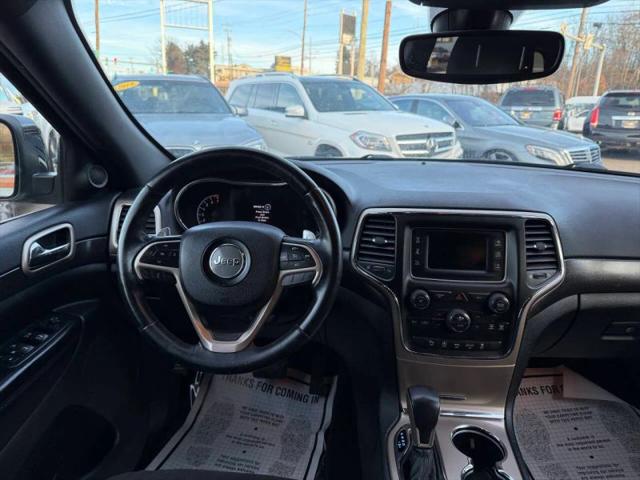 2017 Jeep Grand Cherokee Laredo 4x4