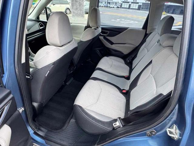 2022 Subaru Forester Base