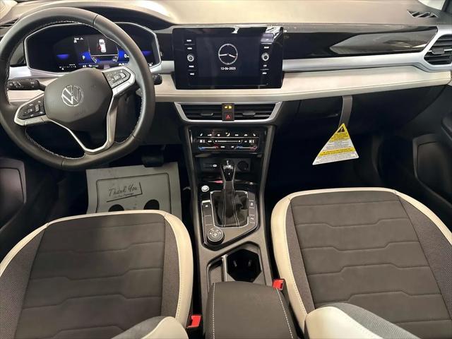 2026 Volkswagen Taos SE