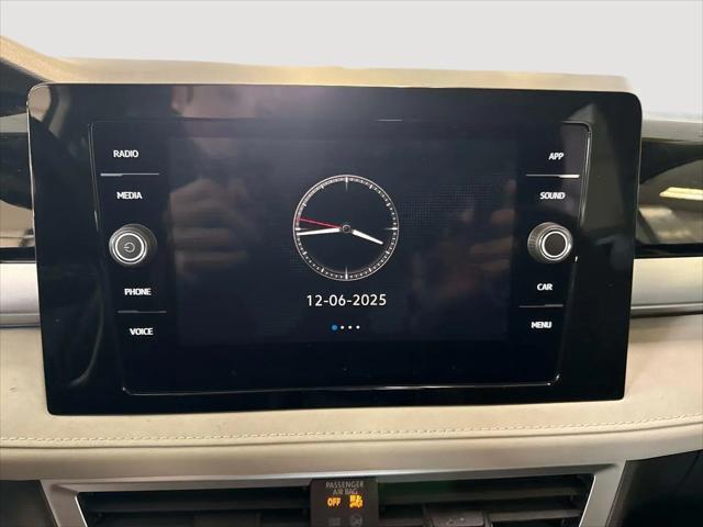 2026 Volkswagen Taos SE