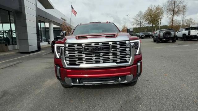 2024 GMC Sierra 2500HD 4WD Crew Cab Standard Bed Denali
