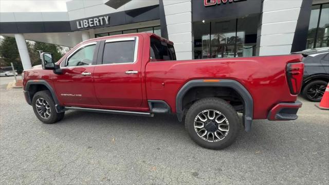2024 GMC Sierra 2500HD 4WD Crew Cab Standard Bed Denali
