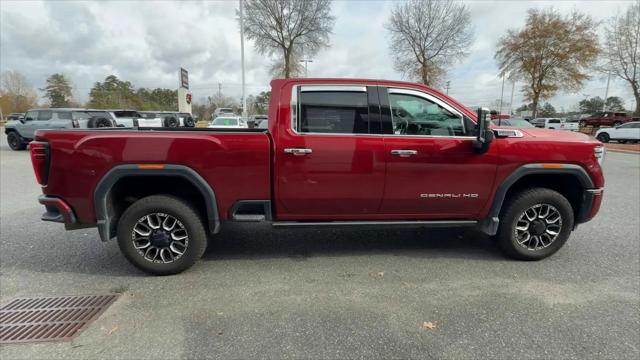 2024 GMC Sierra 2500HD 4WD Crew Cab Standard Bed Denali