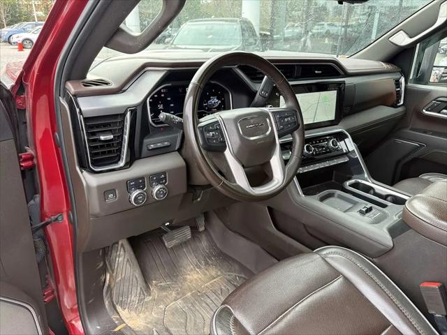 2024 GMC Sierra 2500HD 4WD Crew Cab Standard Bed Denali