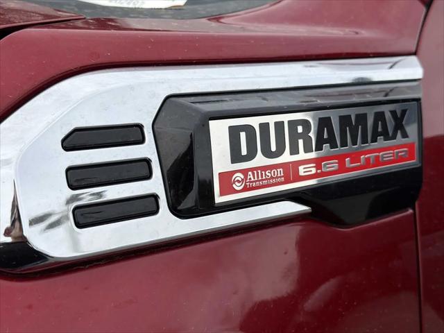 2024 GMC Sierra 2500HD 4WD Crew Cab Standard Bed Denali