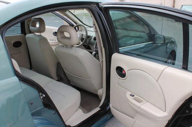 2007 Saturn Ion 2