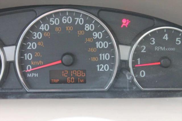 2007 Saturn Ion 2