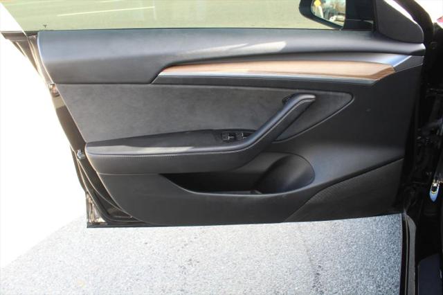 2021 Tesla Model 3 Standard Range Plus Rear-Wheel Drive