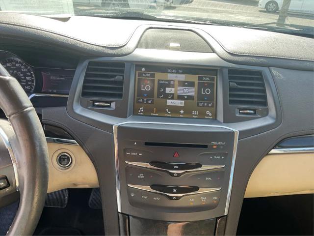 2016 Lincoln MKS Base
