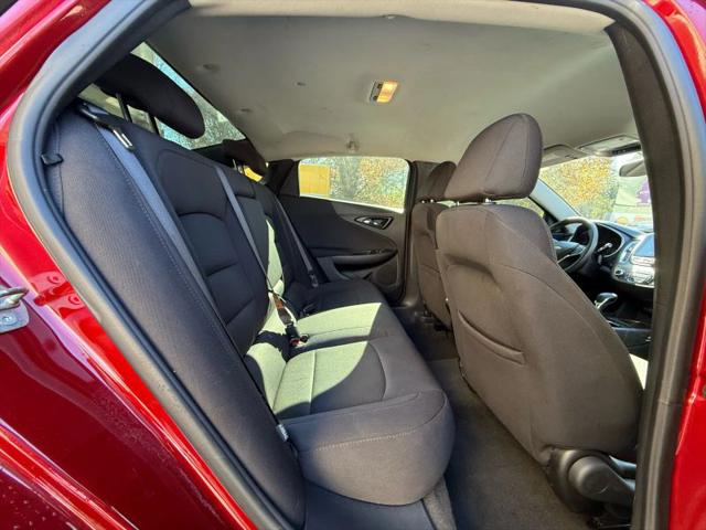 2022 Chevrolet Malibu FWD LT