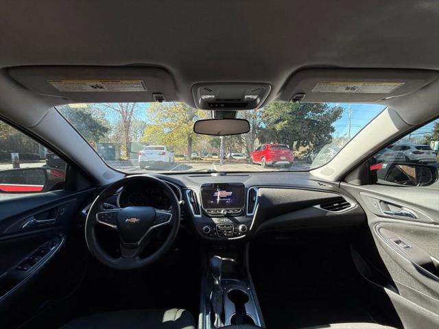 2022 Chevrolet Malibu FWD LT