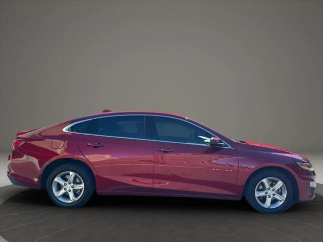 2022 Chevrolet Malibu FWD LT