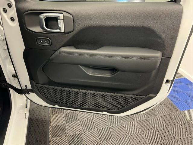 2020 Jeep Wrangler Sahara Altitude 4x4