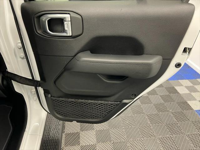 2020 Jeep Wrangler Sahara Altitude 4x4