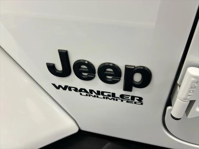 2020 Jeep Wrangler Sahara Altitude 4x4