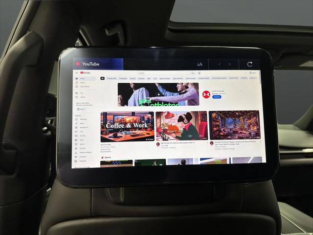 2023 Cadillac Escalade 4WD Sport
