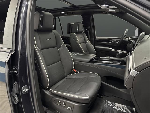 2023 Cadillac Escalade 4WD Sport