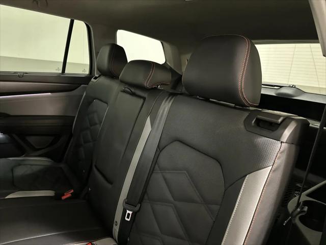 2026 Volkswagen Atlas Peak Edition