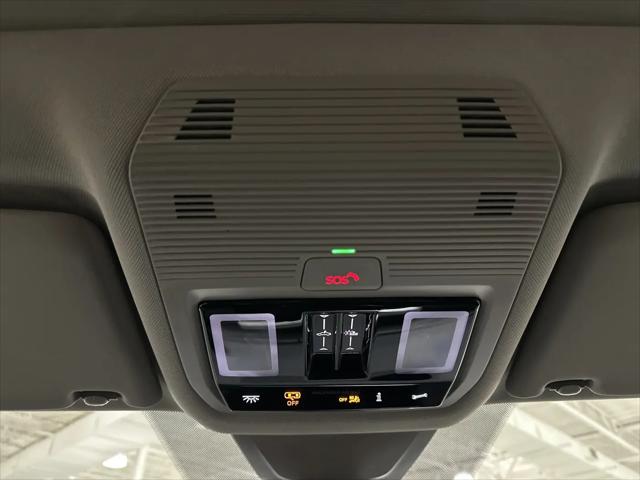 2026 Volkswagen Atlas Peak Edition
