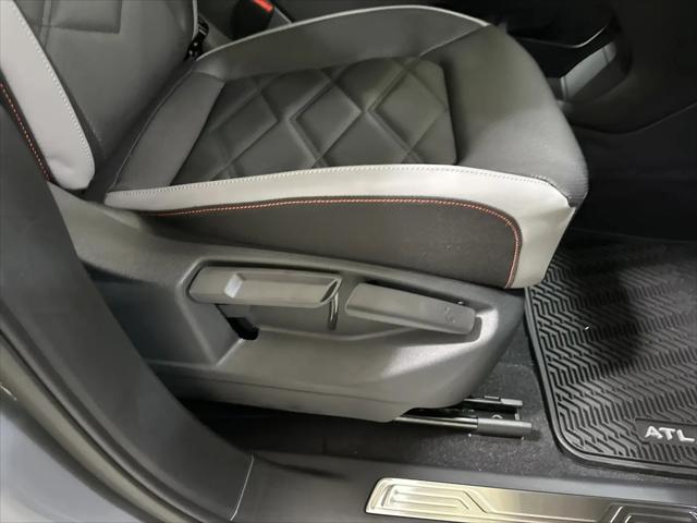 2026 Volkswagen Atlas Peak Edition